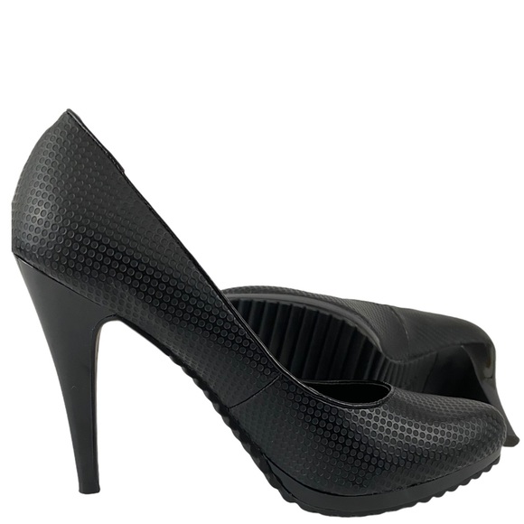 NINE WEST Rewindo Textured Pumps - Picture 1 of 6